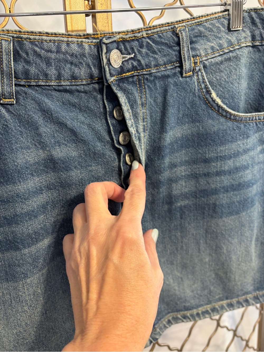 We The Free by Free People Anthropologie Denim Mini Skirt in Faded Blue size 32 - Picture 2 of 12